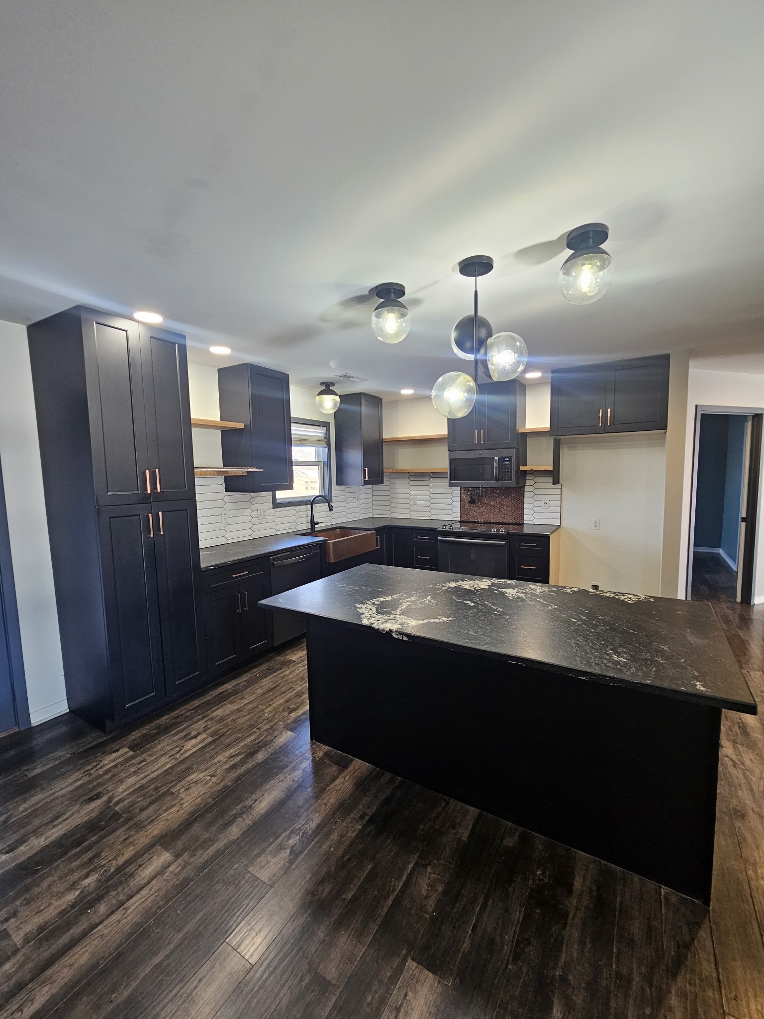 4470 Russellville Road Hopkinsville, KY 42240 - Photo 10 of 29