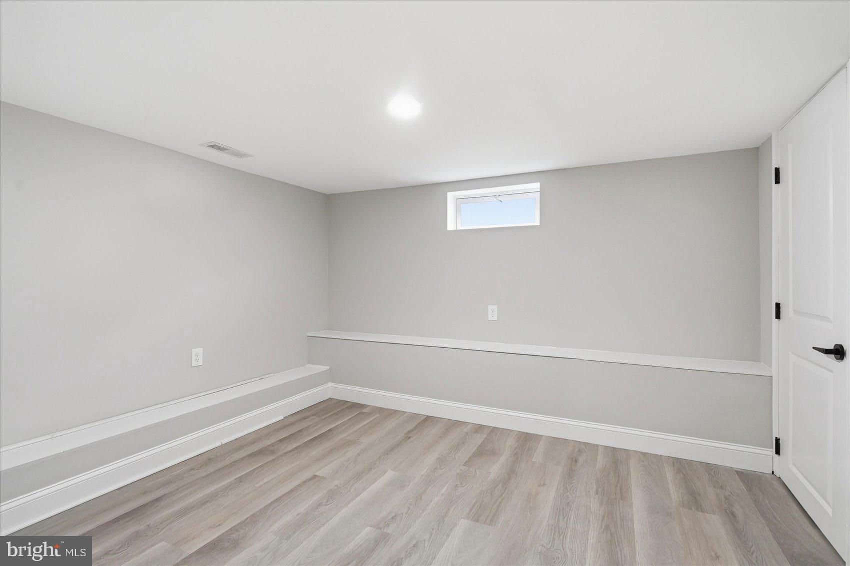 825 Martin Road Essex, MD 21221 - Photo 28 of 37