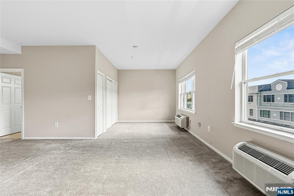 905 River Road, Unit 228 Edgewater, NJ 07020 - Photo 10 of 22