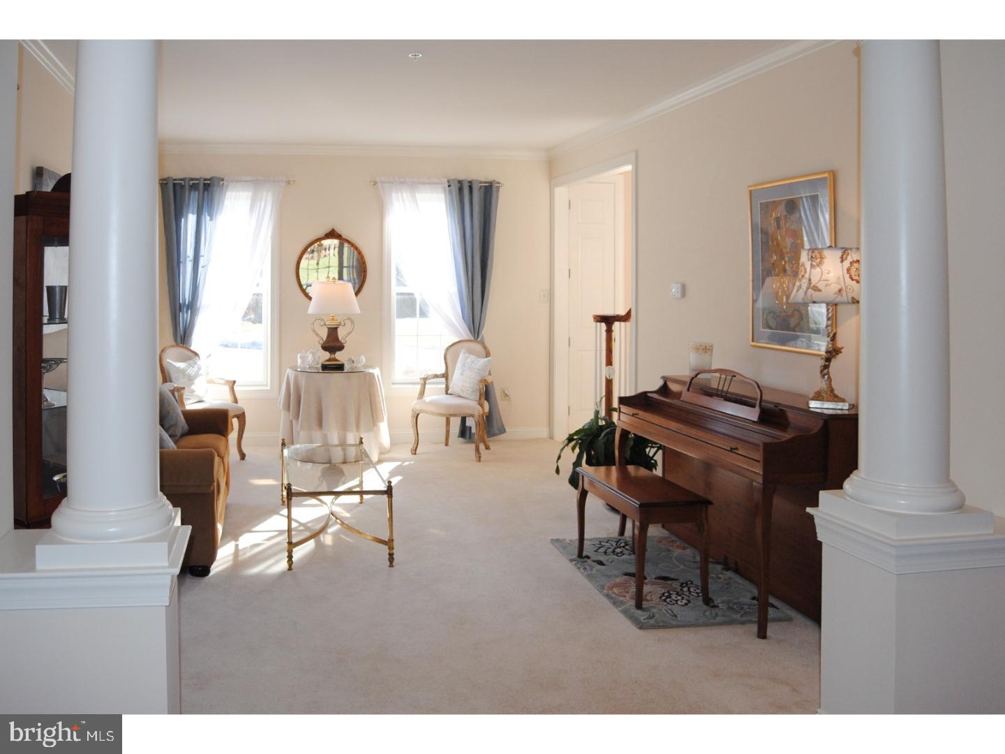 2415 April Drive Jamison, PA 18929 - Photo 7 of 24 Living Room