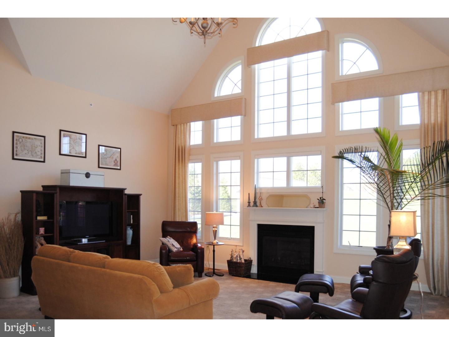 2415 April Drive Jamison, PA 18929 - Photo 9 of 24 Family Room