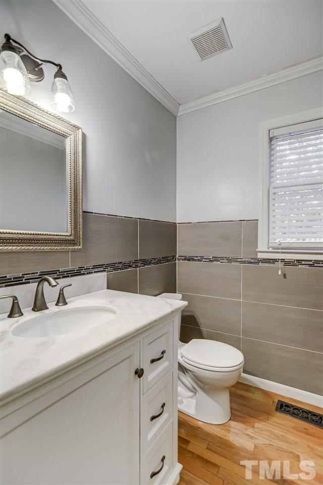 7212 Bluffside Court Raleigh, NC 27615 - Photo 9 of 21