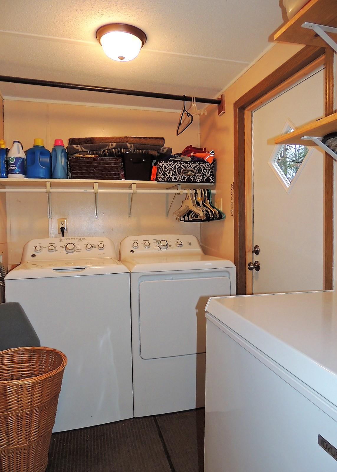 965 Mysinger Road Greeneville, TN 37743 - Photo 11 of 27 11 Laundry