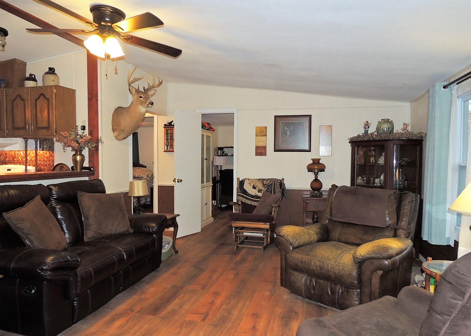 965 Mysinger Road Greeneville, TN 37743 - Photo 4 of 27 4 LR