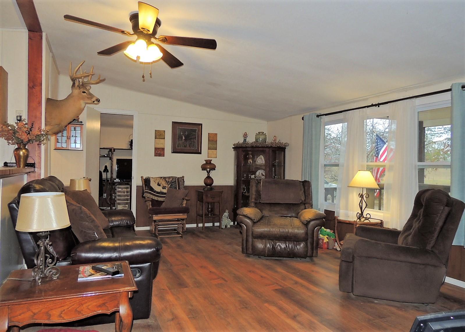 965 Mysinger Road Greeneville, TN 37743 - Photo 5 of 27 5 LR