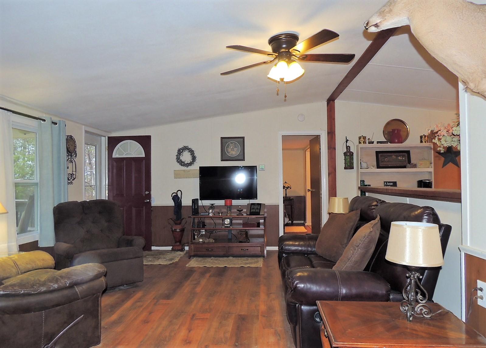965 Mysinger Road Greeneville, TN 37743 - Photo 6 of 27 6 LR
