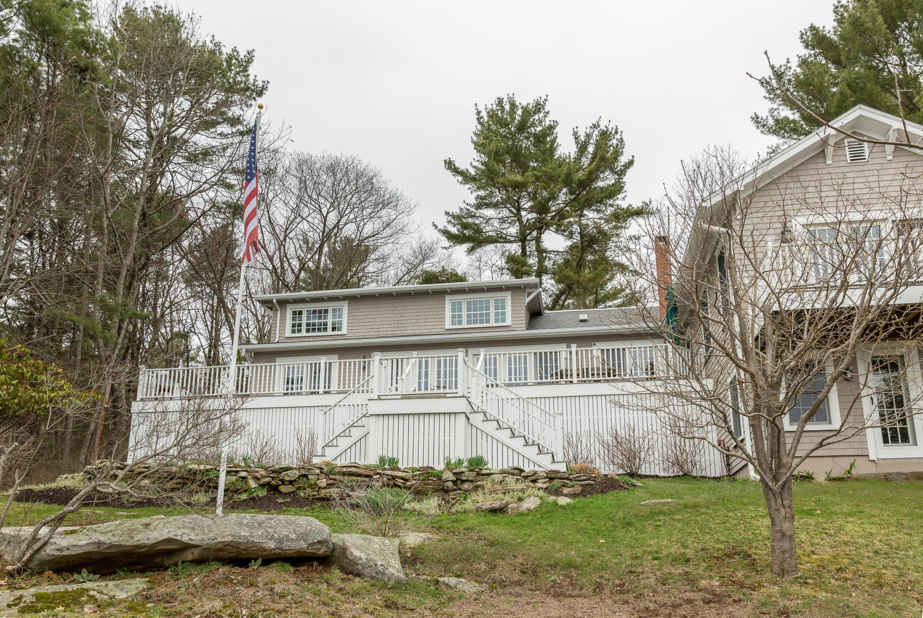 82 Ravine Drive Cumberland Foreside, ME 04110 - Photo 5 of 75 82 Ravine Dr Cumberland-print-063-63-Bac