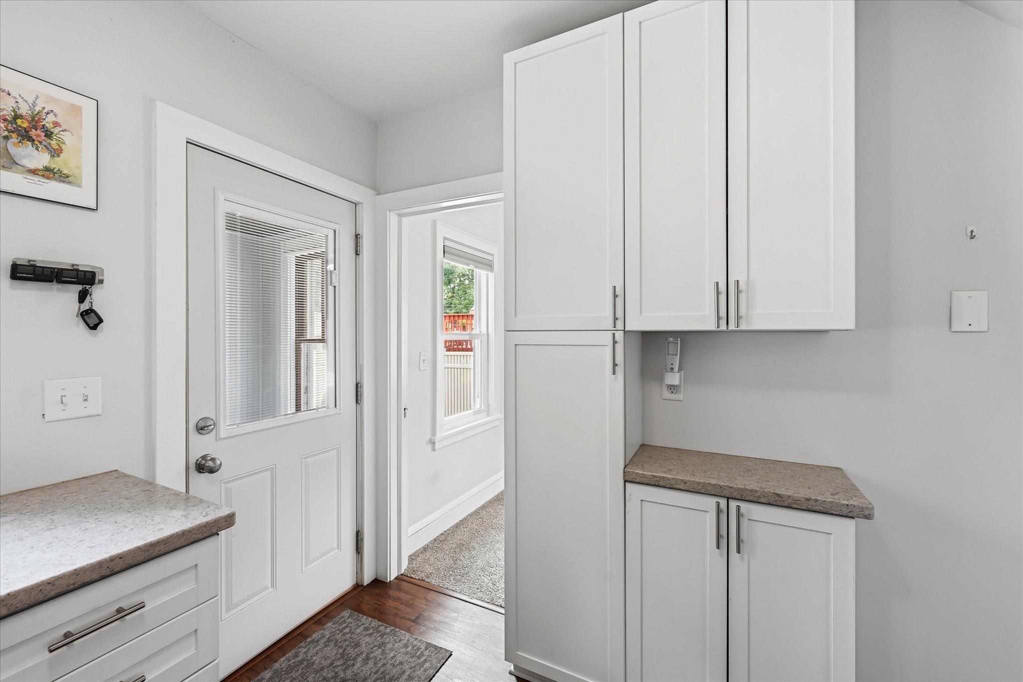 1426 Pascal Street St. Paul, MN 55108 - Photo 6 of 32 Gallery Image 6