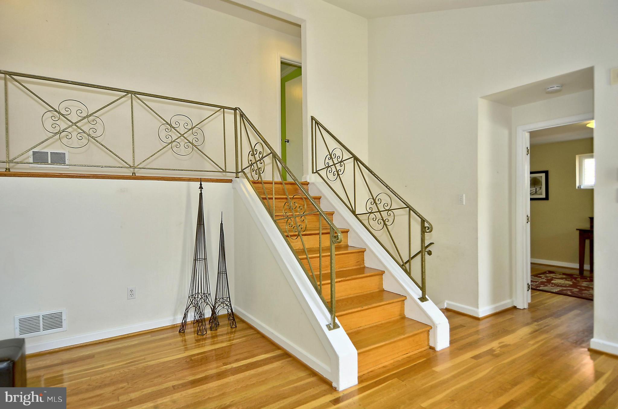 12912 Goodhill Road Silver Spring, MD 20906 - Photo 13 of 29 Interior (General)