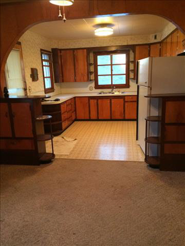 657 Riley Street Dundee, MI 48131 - Photo 3 of 6 20429418-2.JPG