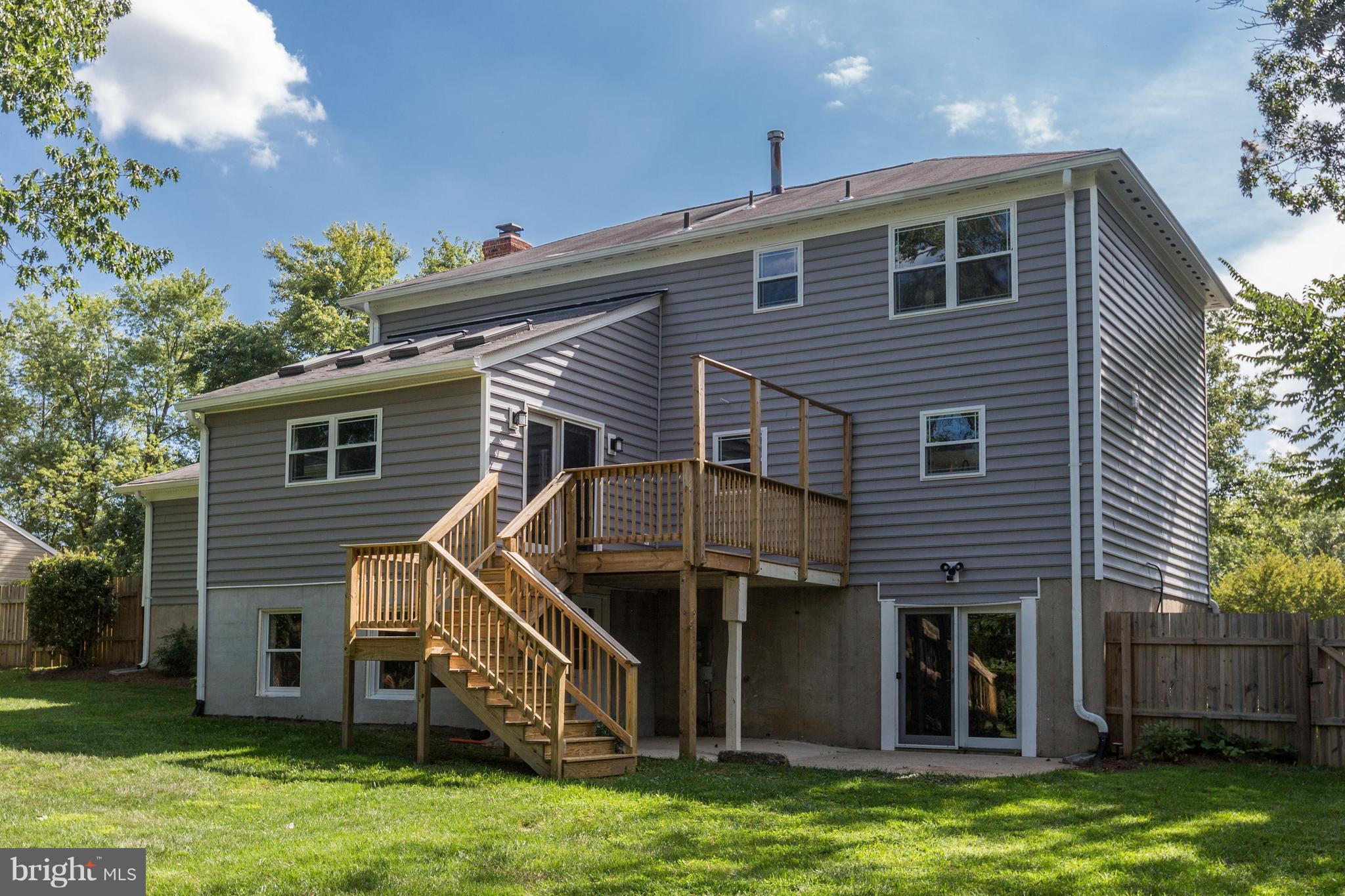 6509 White Post Road Centreville, VA 20121 - Photo 28 of 30 Exterior (Rear)