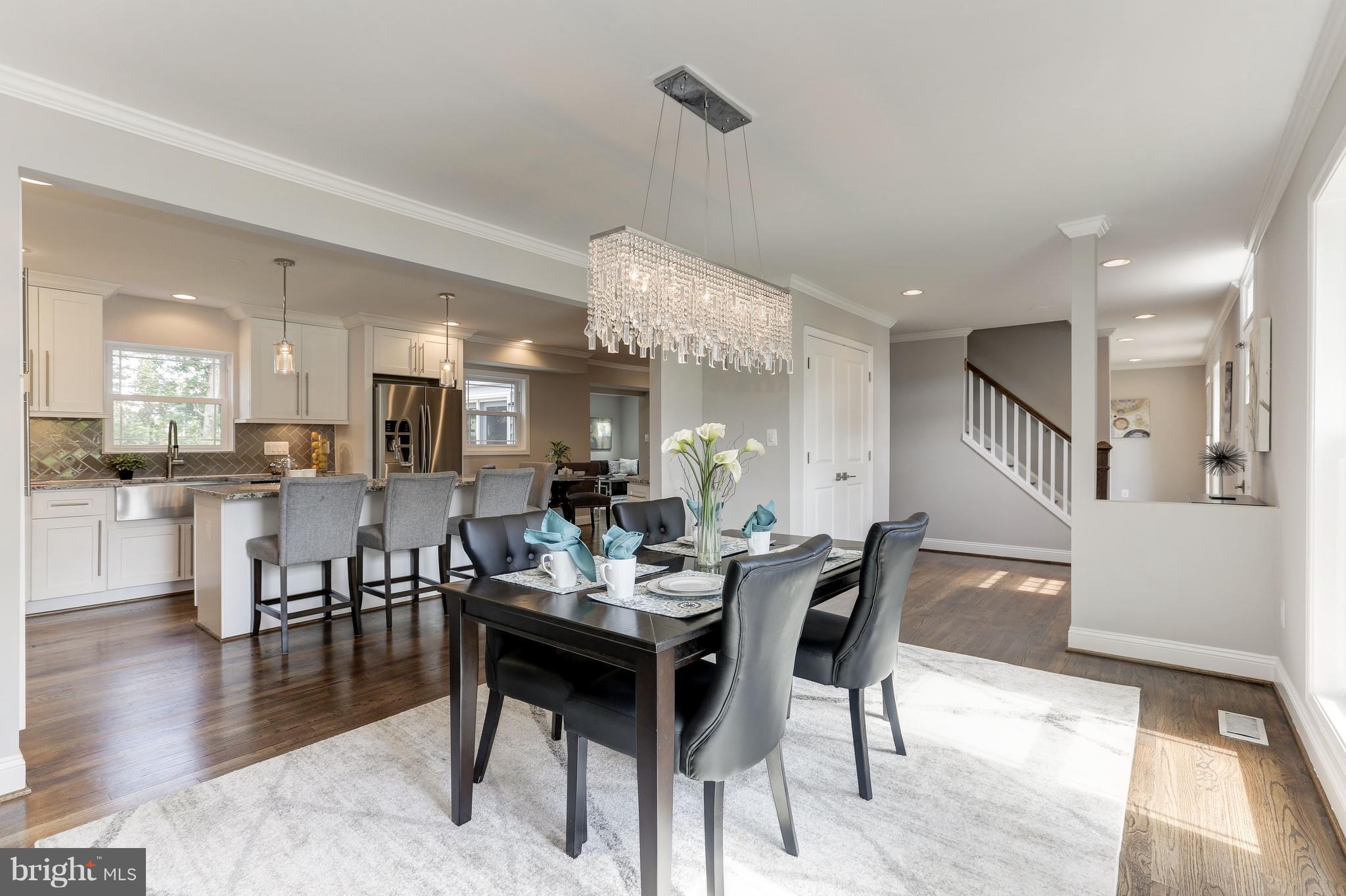 6509 White Post Road Centreville, VA 20121 - Photo 5 of 30 Dining Room