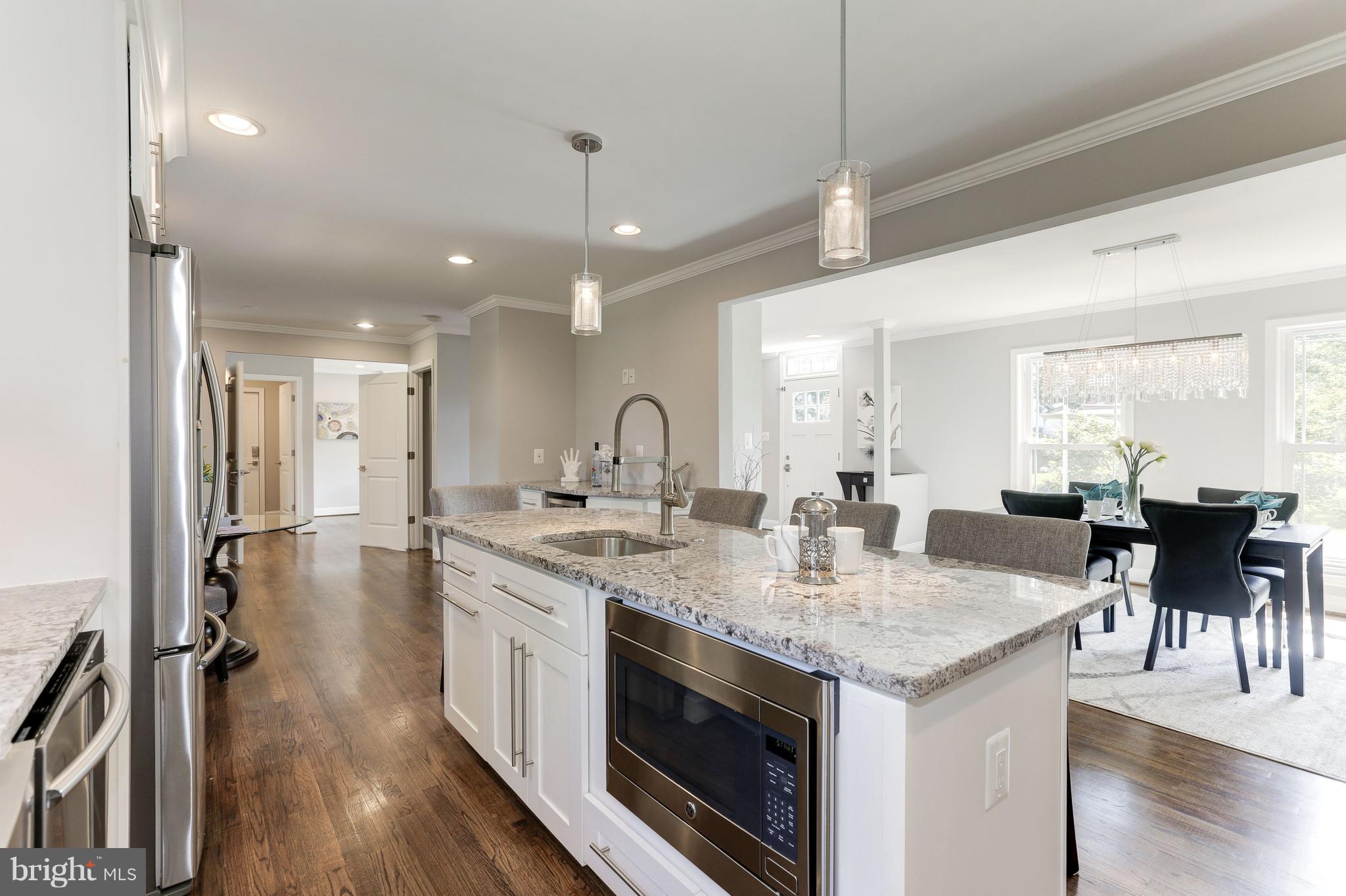 6509 White Post Road Centreville, VA 20121 - Photo 8 of 30 Kitchen