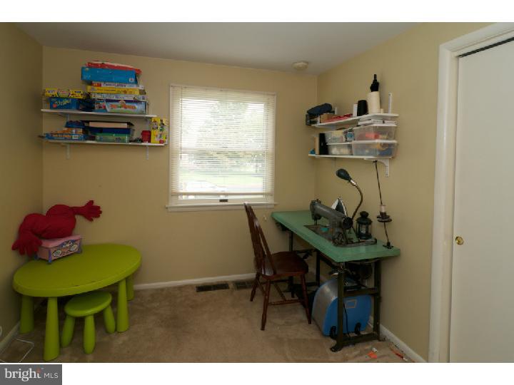 856 Sunnylea Road Lansdale, PA 19446 - Photo 16 of 25 Bedroom 4