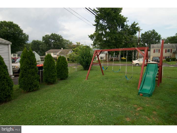 856 Sunnylea Road Lansdale, PA 19446 - Photo 21 of 25 Back Yard