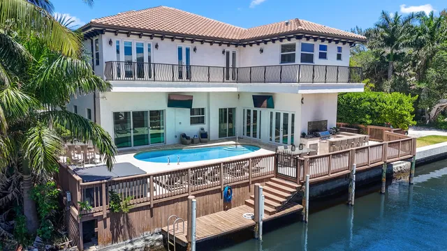 $4,000,000 | 1030 Rhodes Villa Avenue, Delray Beach, FL 33483