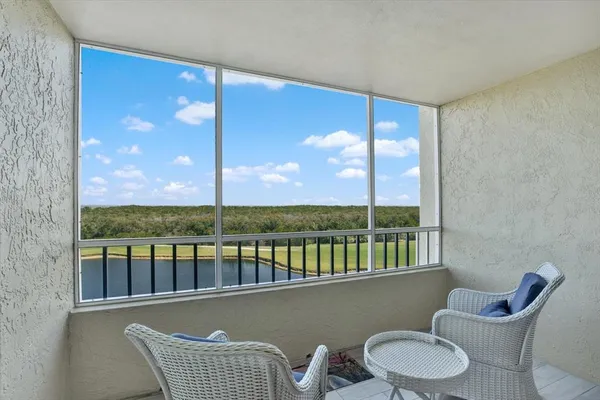 $229,000 | 2333 Feather Sound Drive, Unit B507, Clearwater, FL 33762