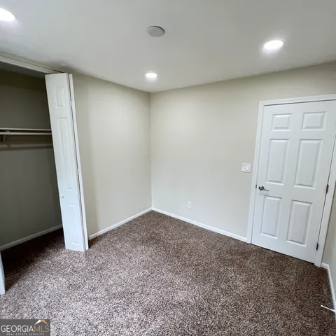 $1,950 | 9028 Raven Drive, Jonesboro, GA 30238