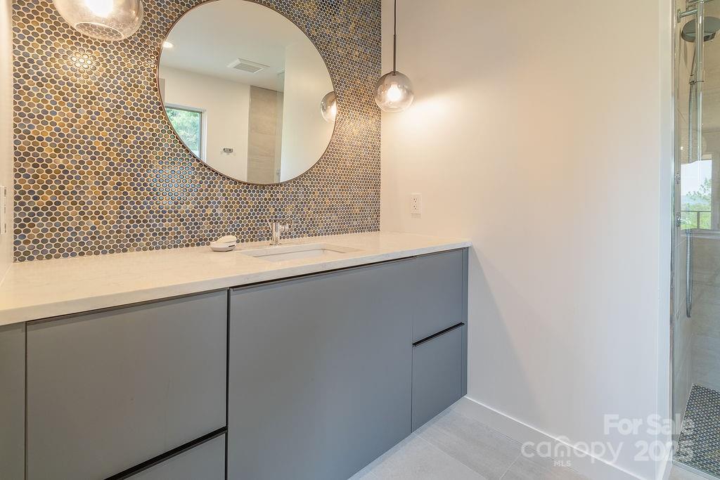 480 Windsor Road Asheville, NC 28804 - Photo 25 of 46 Gallery Image 25