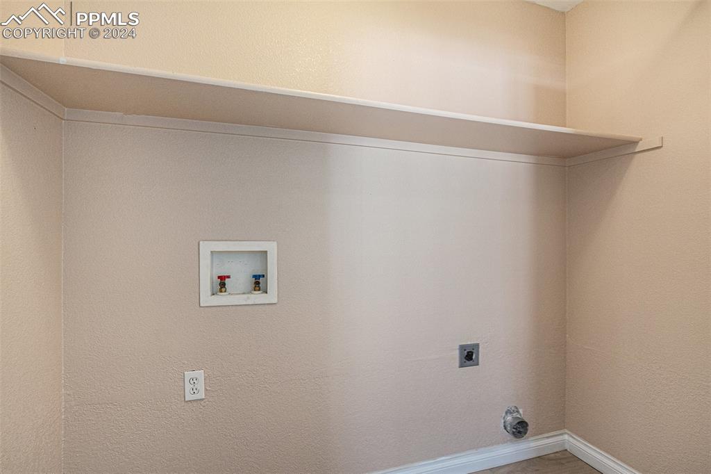 4822 Rusty Nail Point, Unit 201 Colorado Springs, CO 80916 - Photo 27 of 33 a view of a small space