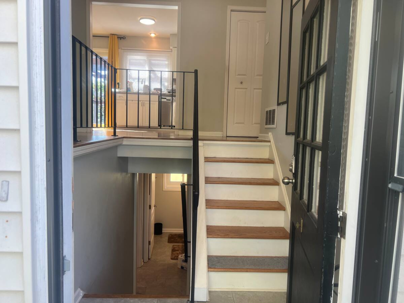 325 Rockhurst Road Bolingbrook, IL 60440 - Photo 3 of 17 a view of a entryway of a livingroom