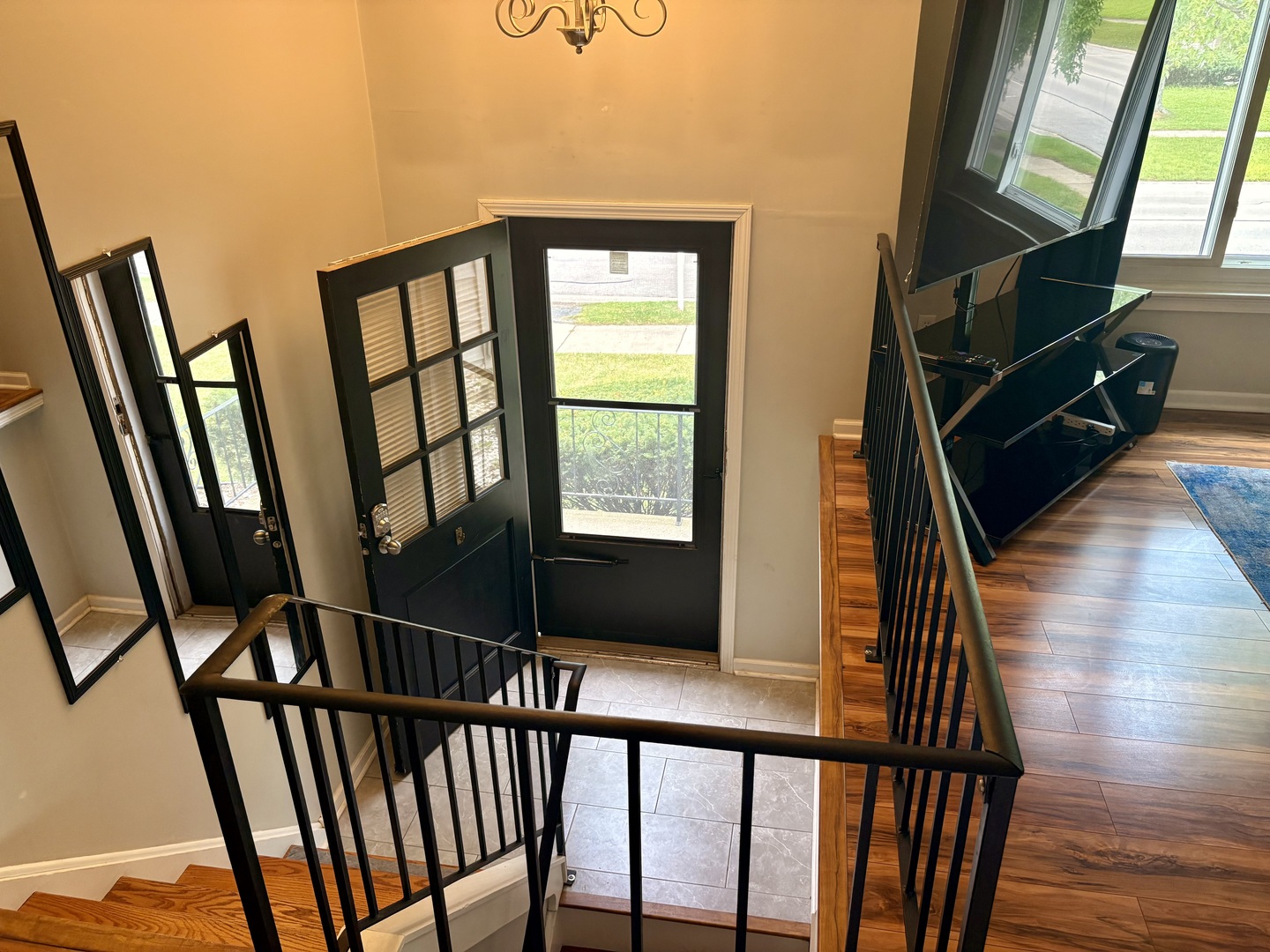 325 Rockhurst Road Bolingbrook, IL 60440 - Photo 7 of 17 a view of an entryway