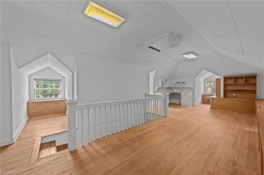 3432 Edgefield Road Greensboro, NC 27409 - Photo 18 of 34 Attic