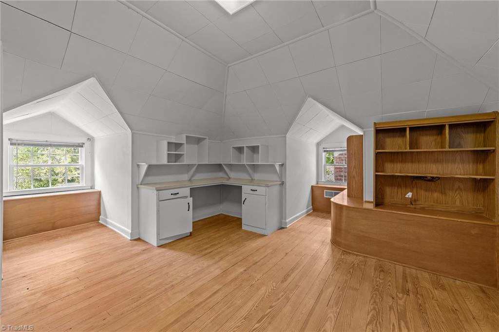 3432 Edgefield Road Greensboro, NC 27409 - Photo 19 of 34 Attic