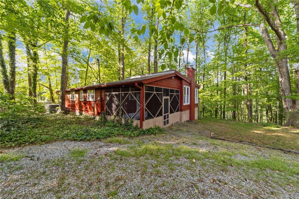 3432 Edgefield Road Greensboro, NC 27409 - Photo 28 of 34 Knox cottage
