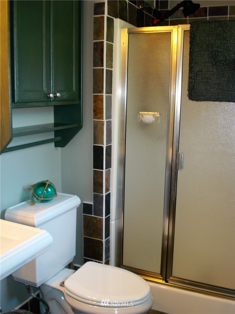 3807 Spring Coulee Road Bellingham, WA 98226 - Photo 17 of 25 Gallery Image 17
