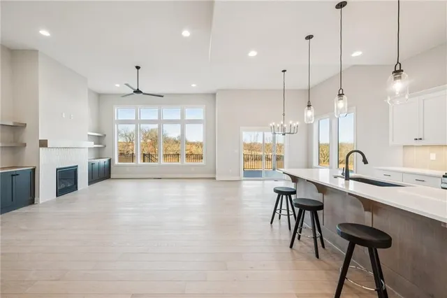 $559,950 | 2156 Black Walnut Drive, Liberty, MO 64068