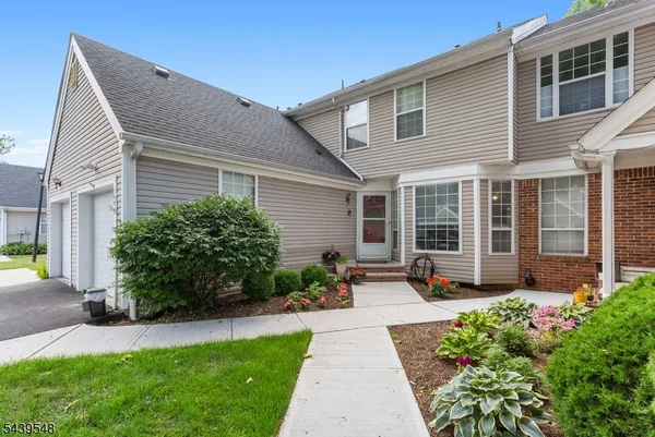 $515,000 | 160 Aster Court, Whitehouse Station, NJ 08889