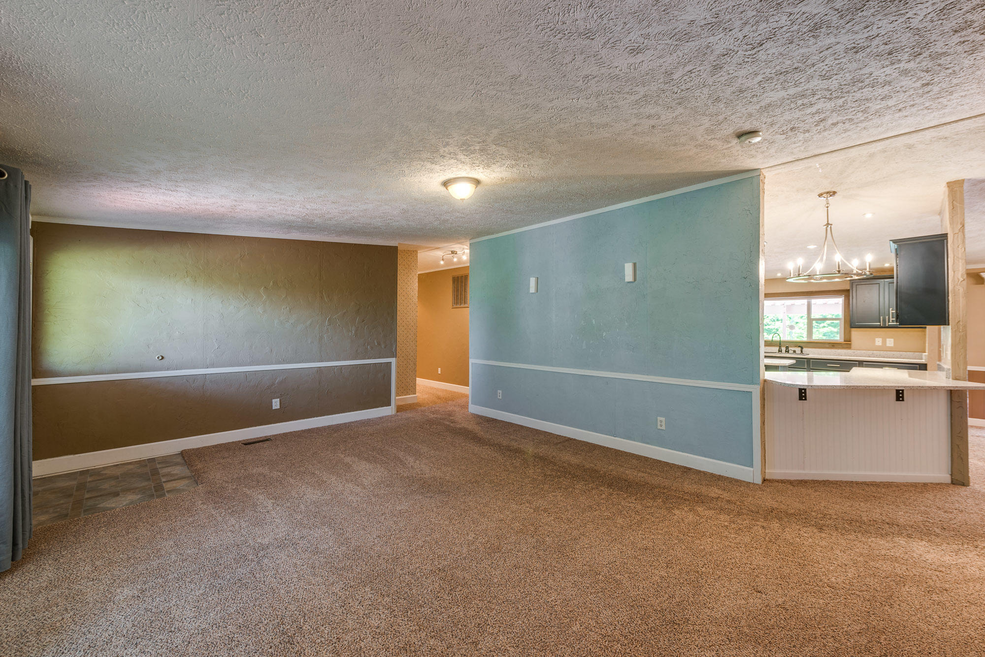 2151 Leffle Webb Road Crossville, TN 38572 - Photo 4 of 39 Livingroom-4
