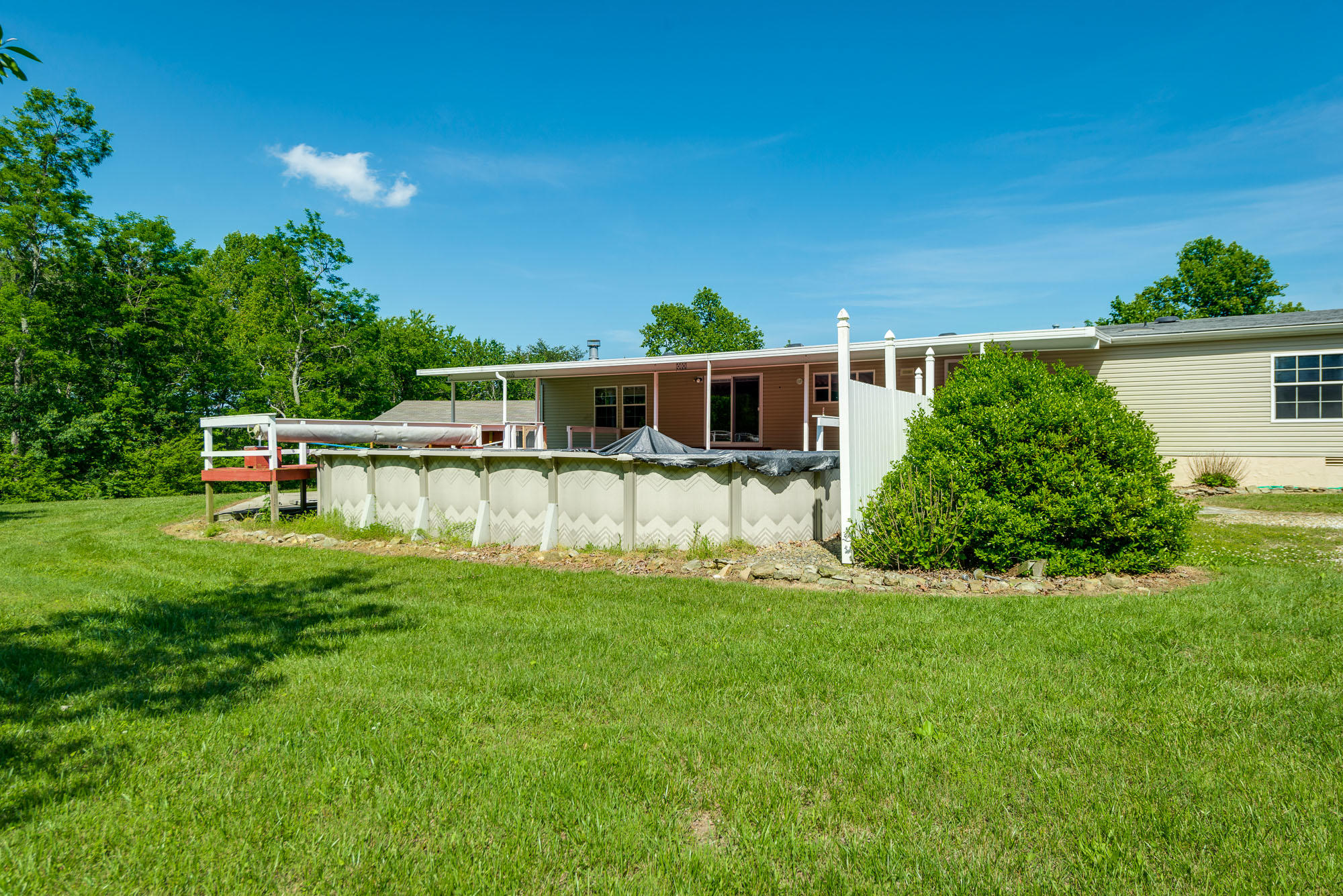 2151 Leffle Webb Road Crossville, TN 38572 - Photo 35 of 39 Exteriors-9