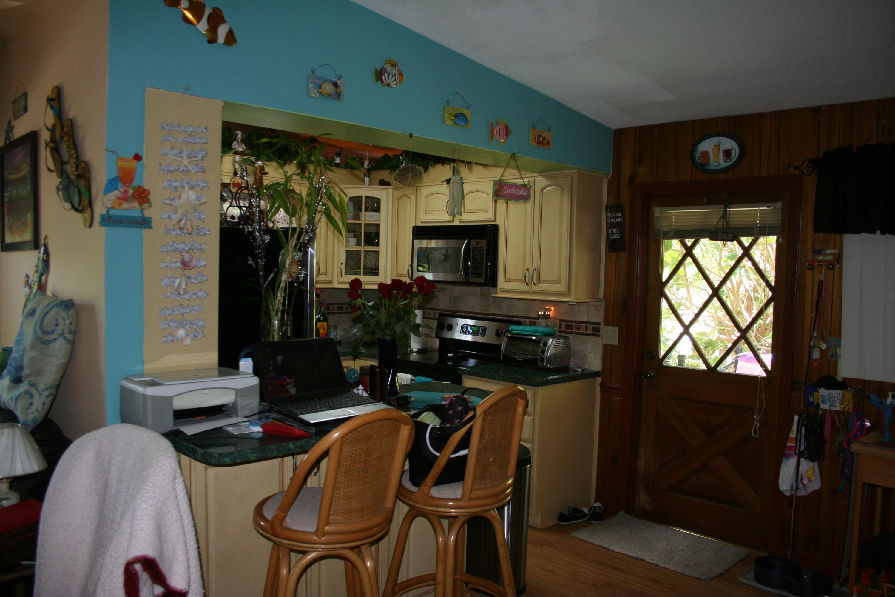 441 Collins Street Key Largo, FL 33037 - Photo 3 of 12 441 Collins St 025