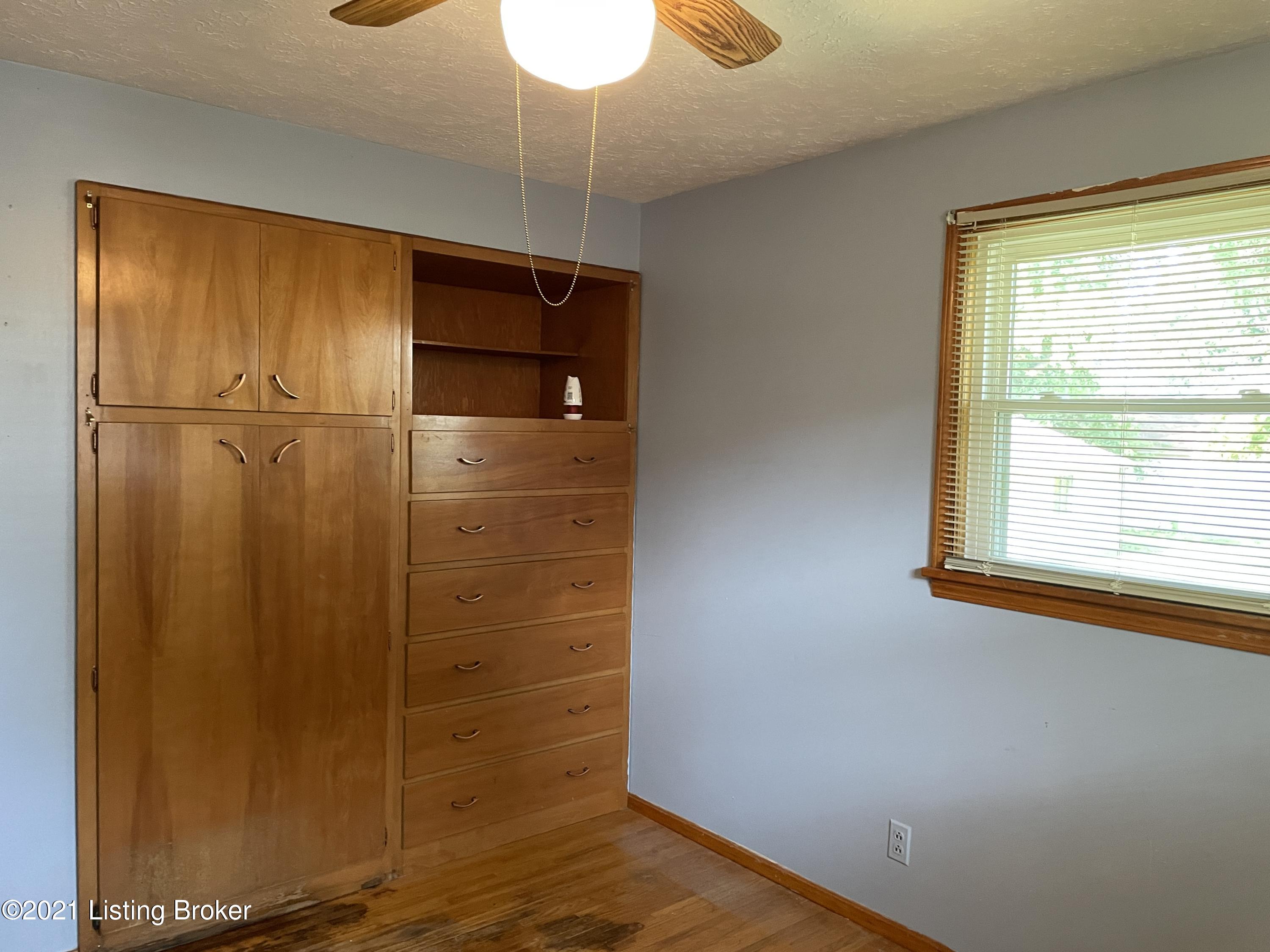 7604 Terry Road Louisville, KY 40258 - Photo 13 of 21 bedroom 3