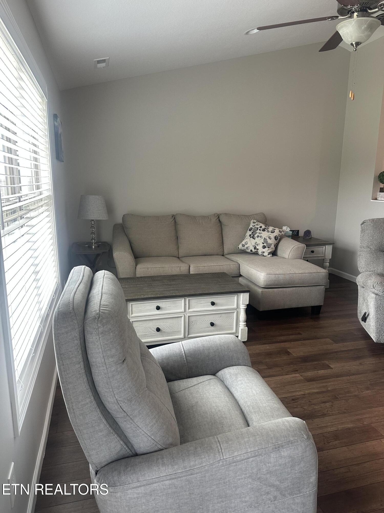 114 Cornerstone Lane Harrogate, TN 37752 - Photo 9 of 19 IMG_1468