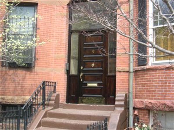 9 Symphony Road Boston, MA 02115 - Photo 2 of 9 a view of entryway front of house