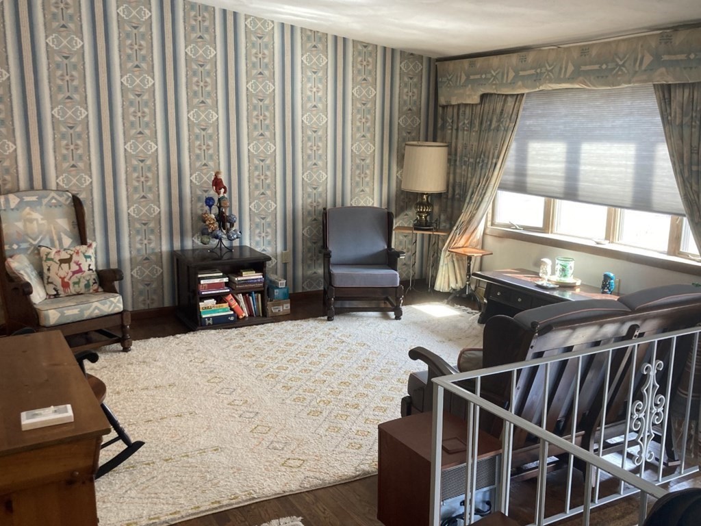 7 Tournament Road Natick, MA 01760 - Photo 2 of 13 Gallery Image 2