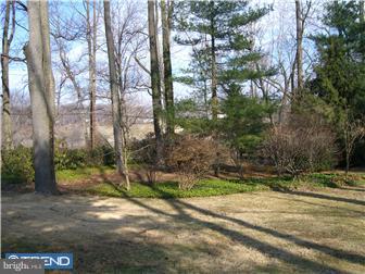 2075 Paper Mill Road Huntingdon Valley, PA 19006 - Photo 5 of 6 View