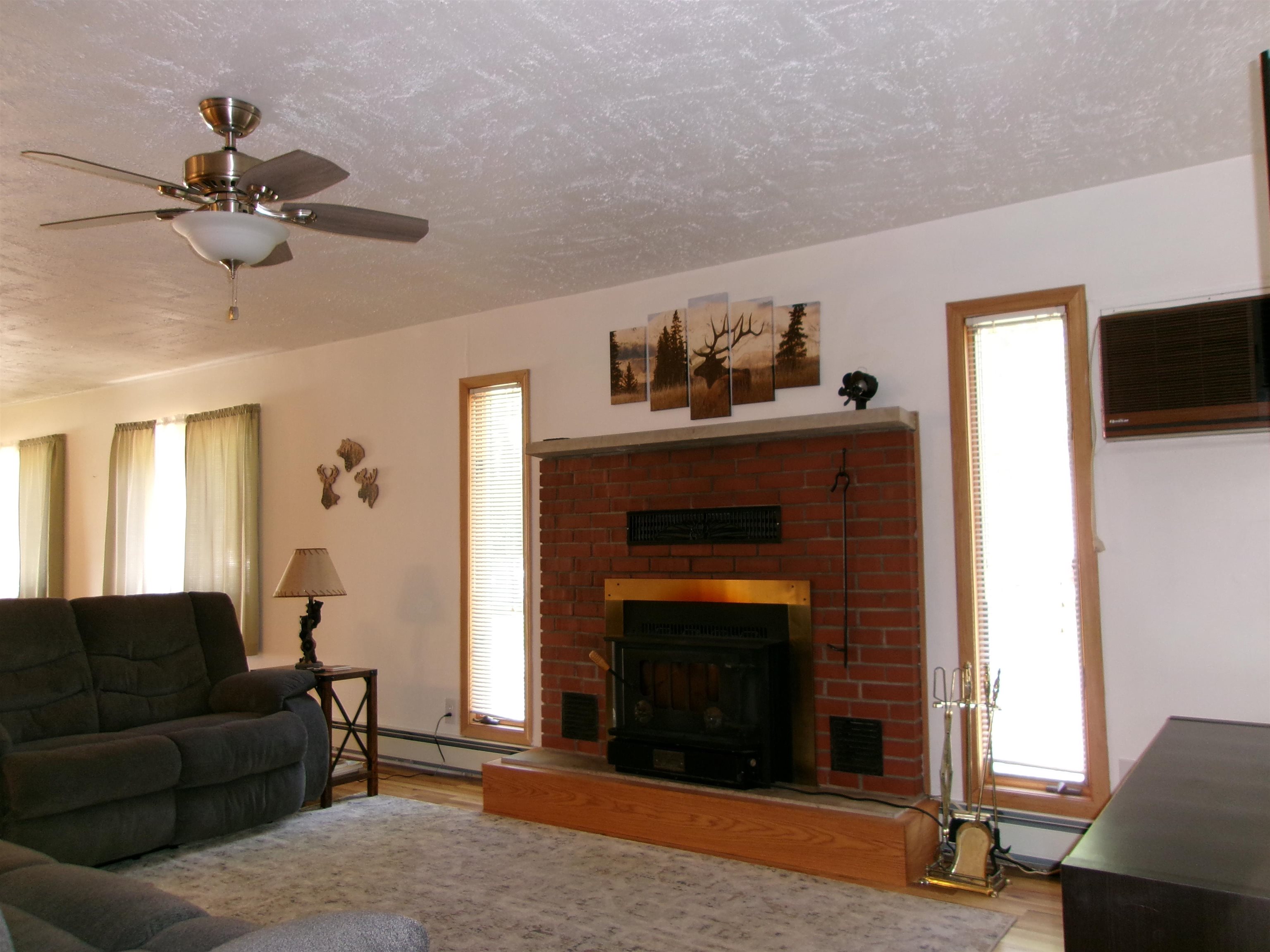 612 Pine Street Harrison, MI 48625 - Photo 9 of 57