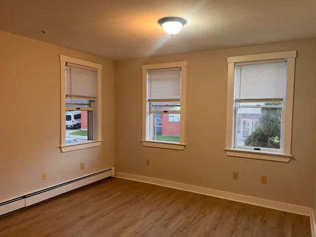 $1,600 | 39 St Thomas Street, Unit B, Dover, NH 03820