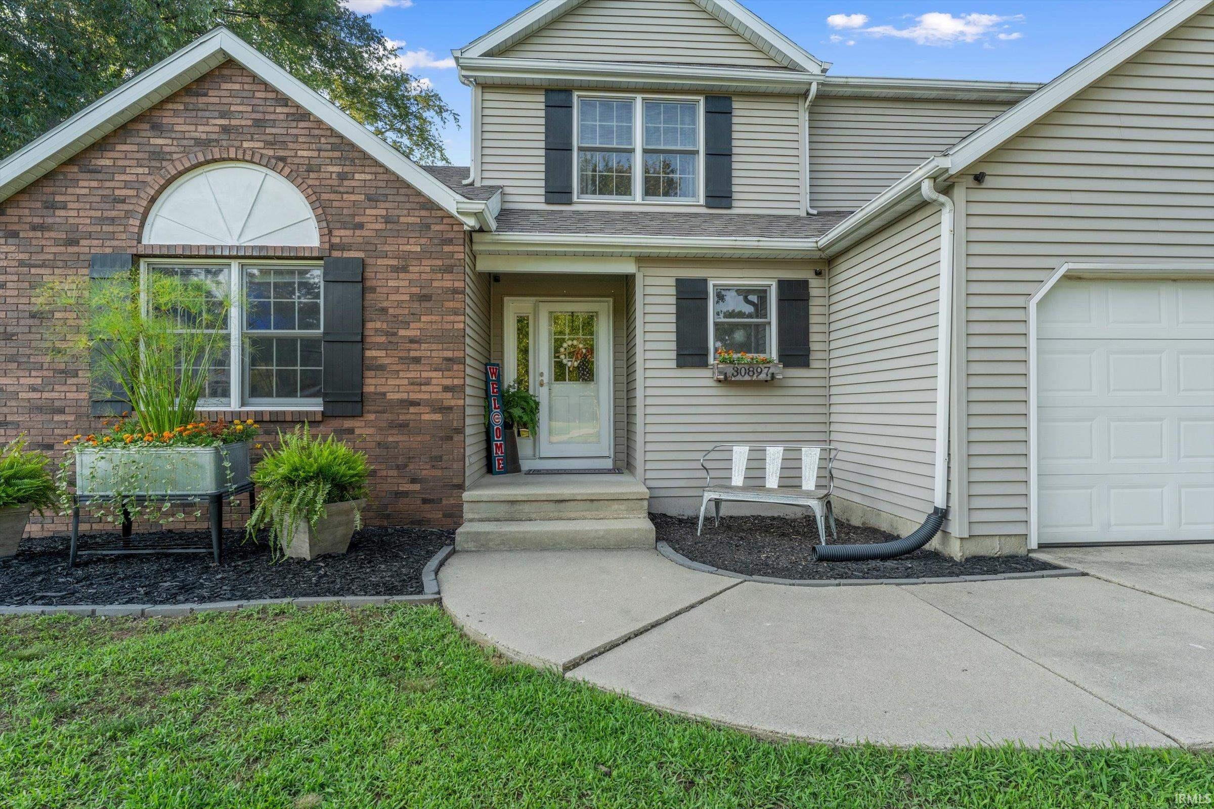 30897 Ridgeview Drive Elkhart, IN 46517 - Photo 3 of 35 Gallery Image 3
