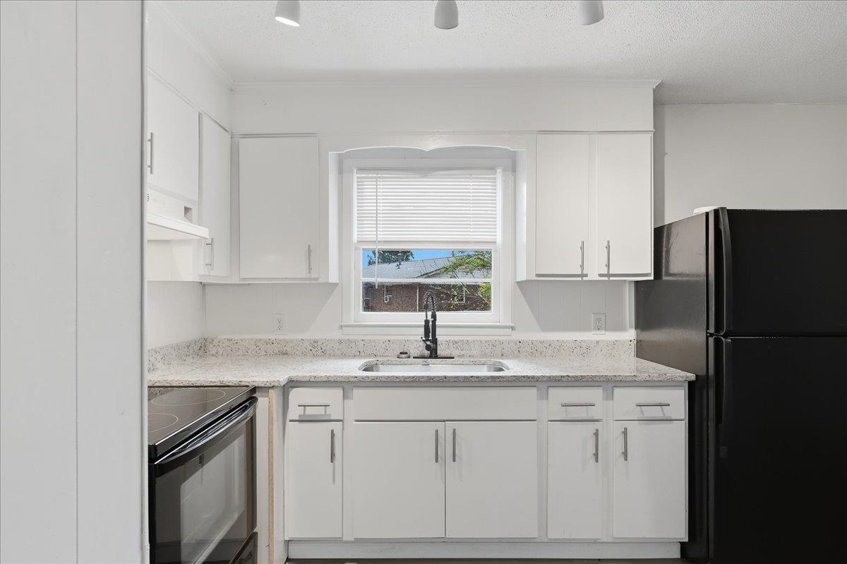 102 Abrams Street Union, SC 29379 - Photo 7 of 31 Kitchen