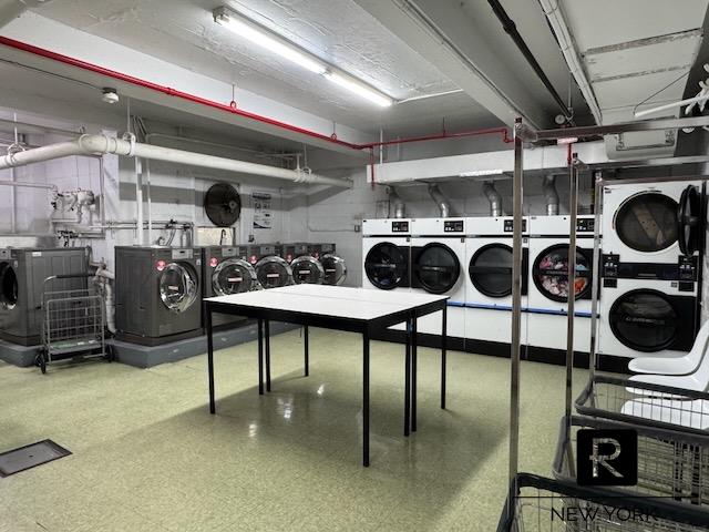 5500 Fieldston Road, Unit 4EE Bronx, NY 10471 - Photo 12 of 16 Laundry Room