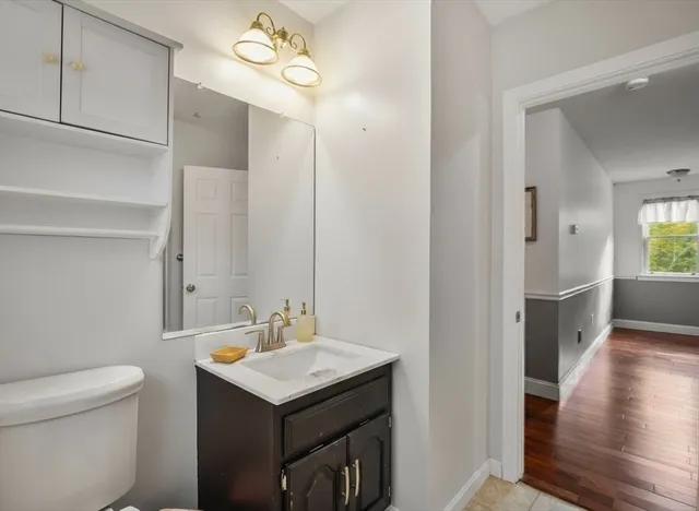 $725,000 | 13 Oak Hill Street, Pepperell, MA 01463