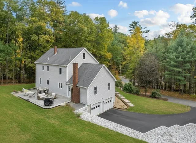 $725,000 | 13 Oak Hill Street, Pepperell, MA 01463