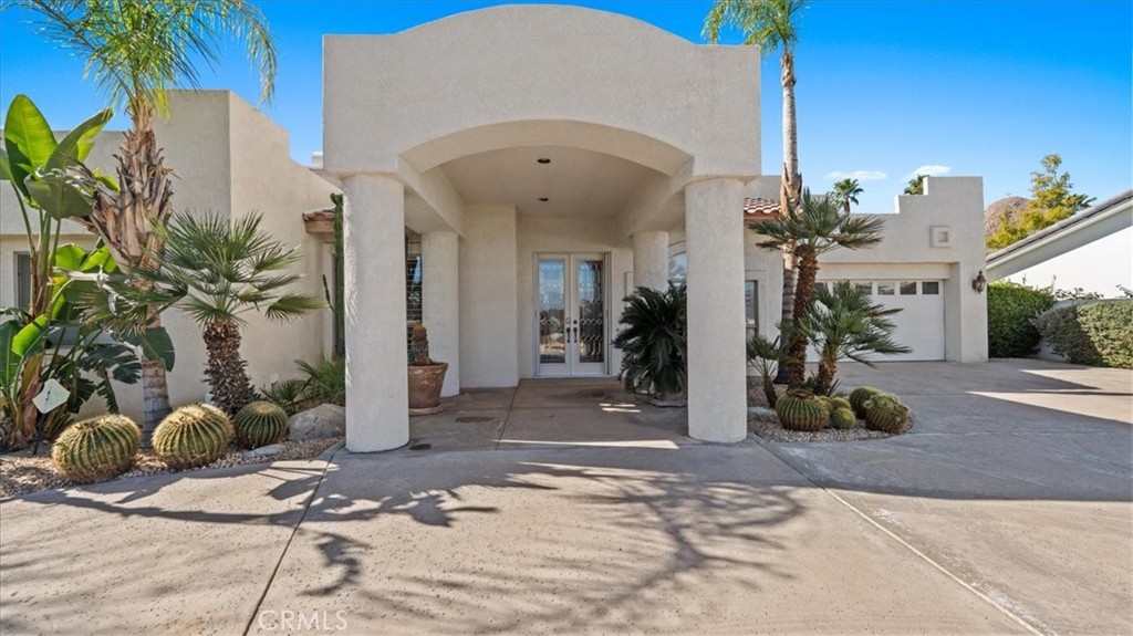 71569 Sahara Road Rancho Mirage, CA 92270 - Photo 4 of 51 Front Door View