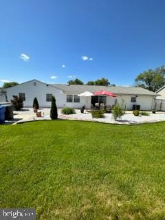 25 Country Club Road Willingboro, NJ 08046 - Photo 3 of 13 a view of an outdoor space and seating area