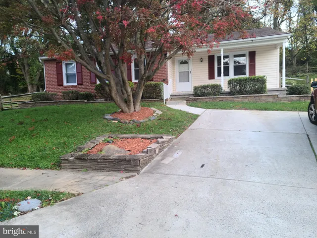 front view of house with a yard